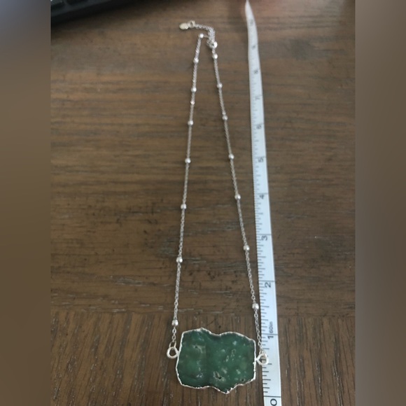 Chrysoprase Stone Necklace with Silver Colored Chain - Picture 2 of 2